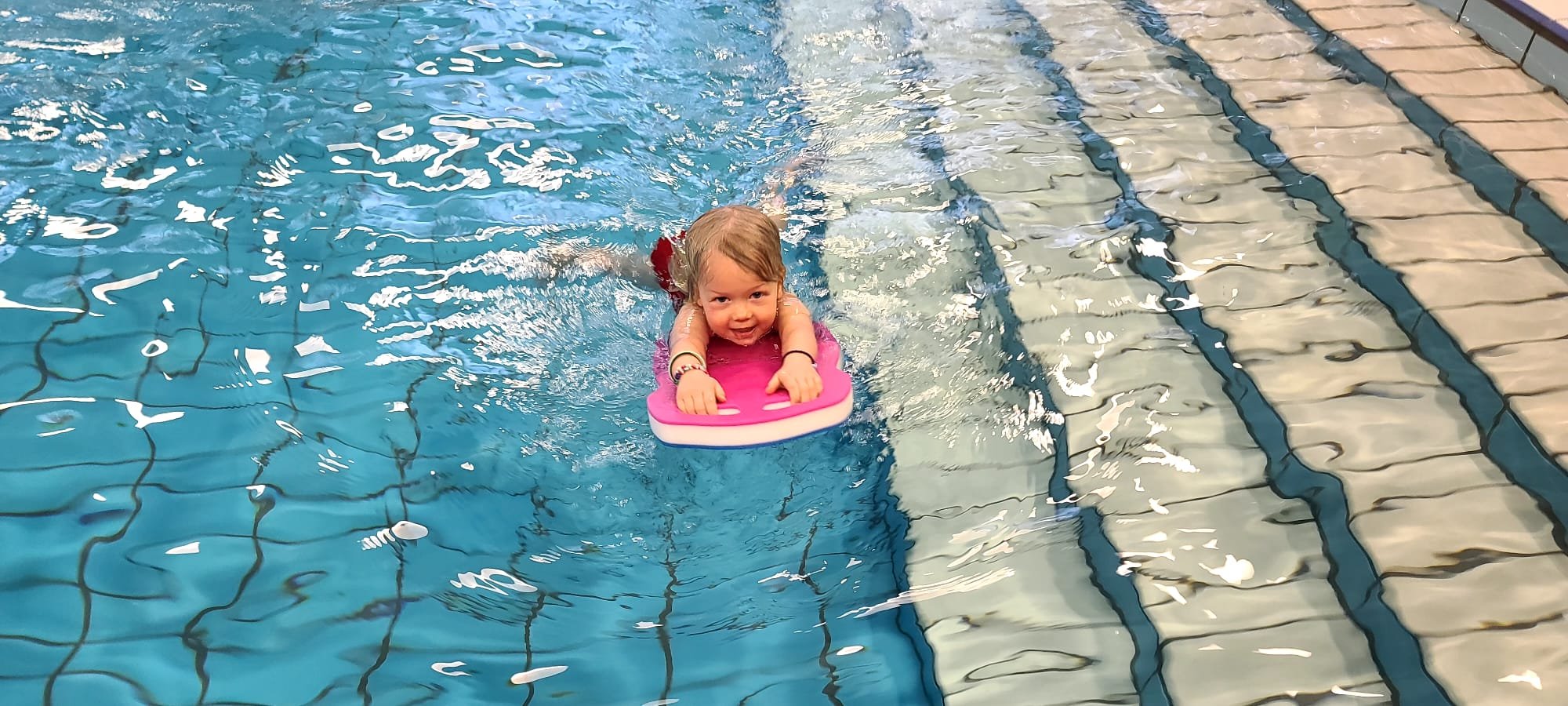 SCHWIMMTRAINING